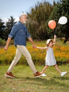 Flexi celebra al adulto mayor