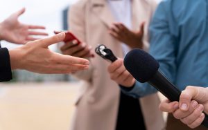 La industria del blindaje desarrolla soluciones para proteger a comunicadores en zonas de riesgo