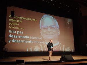 Advierte Elías López sobre la necesidad de recuperar el sentido humano en las organizaciones